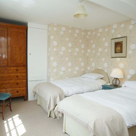 B&B Castleton House Mere  Room photo